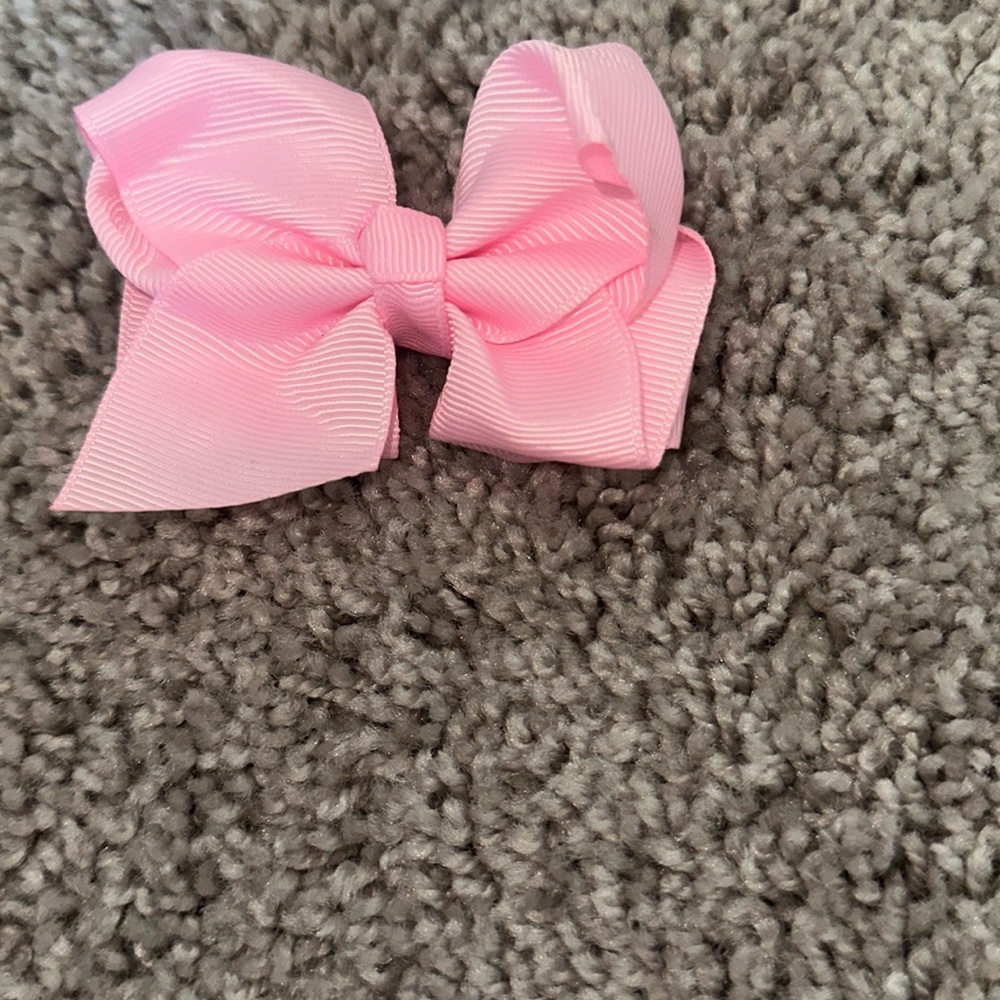 Cute hair clip bow